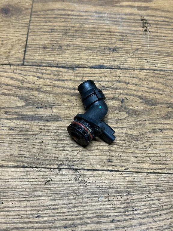 Intercooler hose/pipe F103