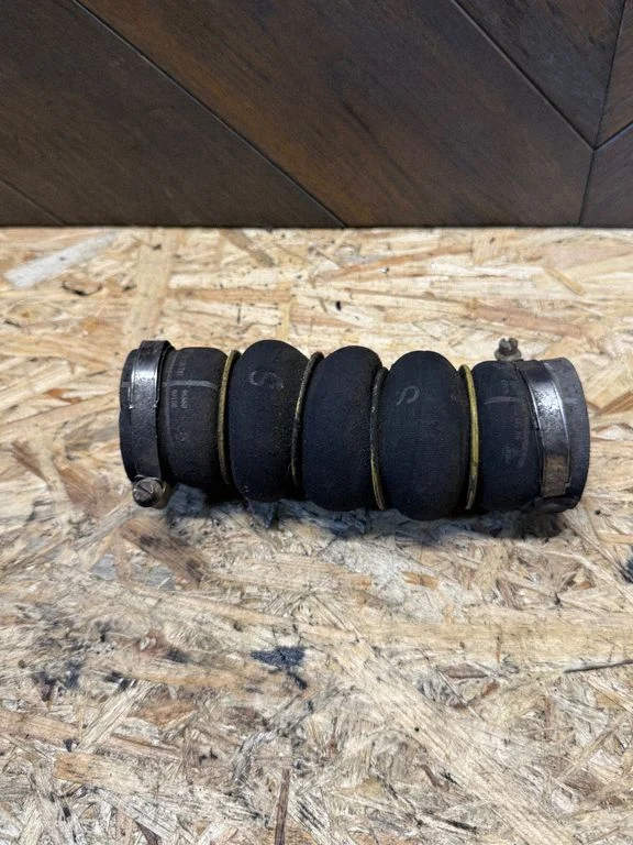 Intercooler hose/pipe 9873T01
