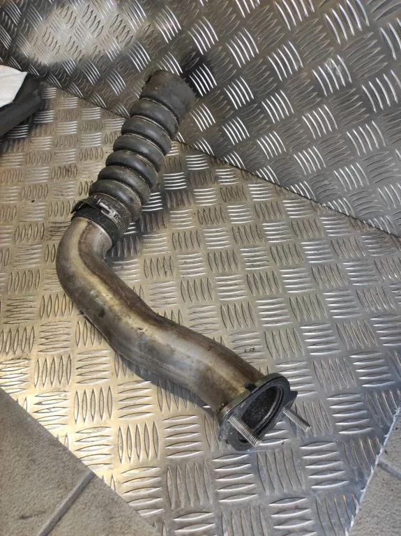 Intercooler hose/pipe 95494525
