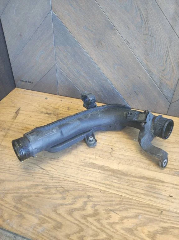 Intercooler hose/pipe 1K0145770AE