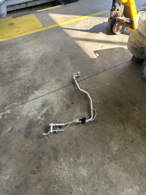 Air conditioning (A/C) pipe/hose – Honda HR-V (2015-2020)