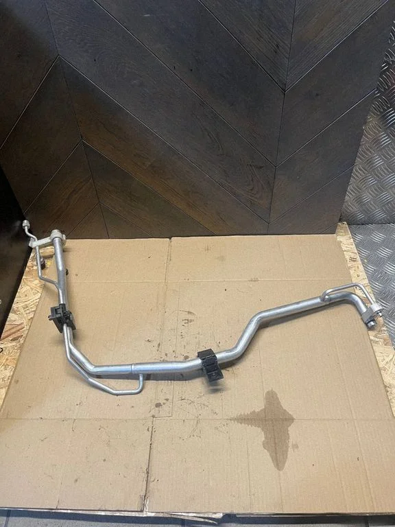 Air conditioning (A/C) pipe/hose – Honda HR-V (2015-2020)