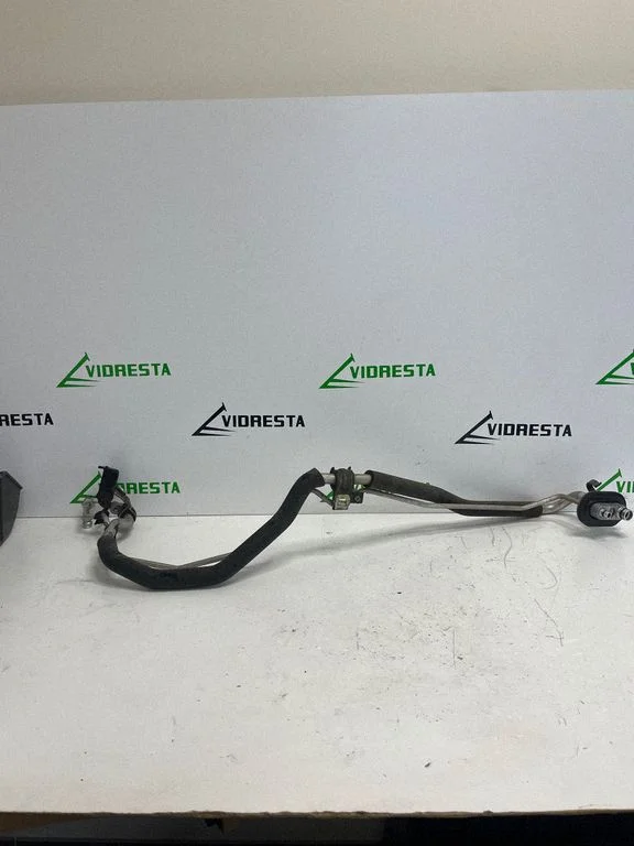 Air conditioning (A/C) pipe/hose – Honda CR-V (2013-2016)