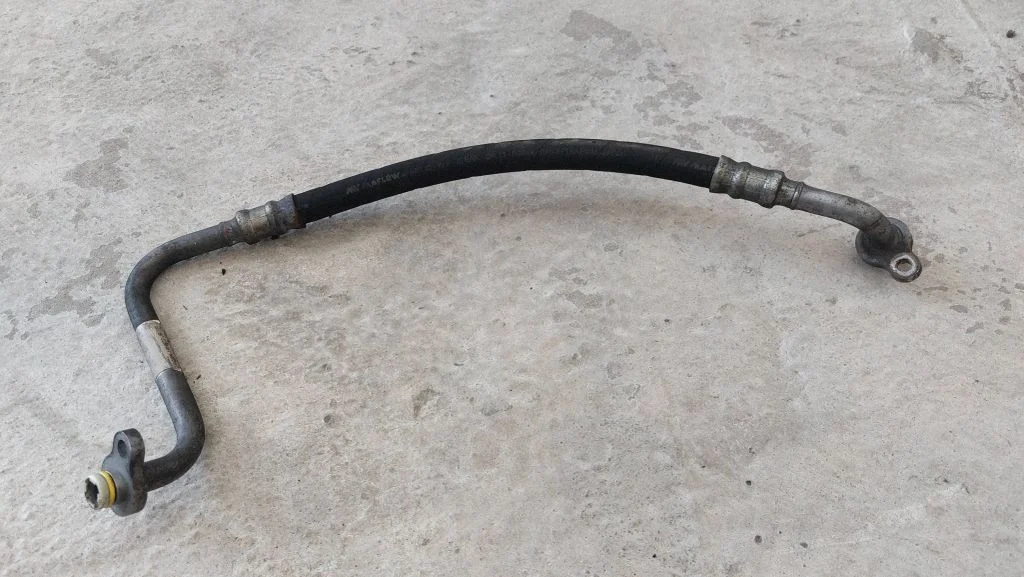 Kliimaseadme toru / voolik – Volvo V60 (2011-2013)
