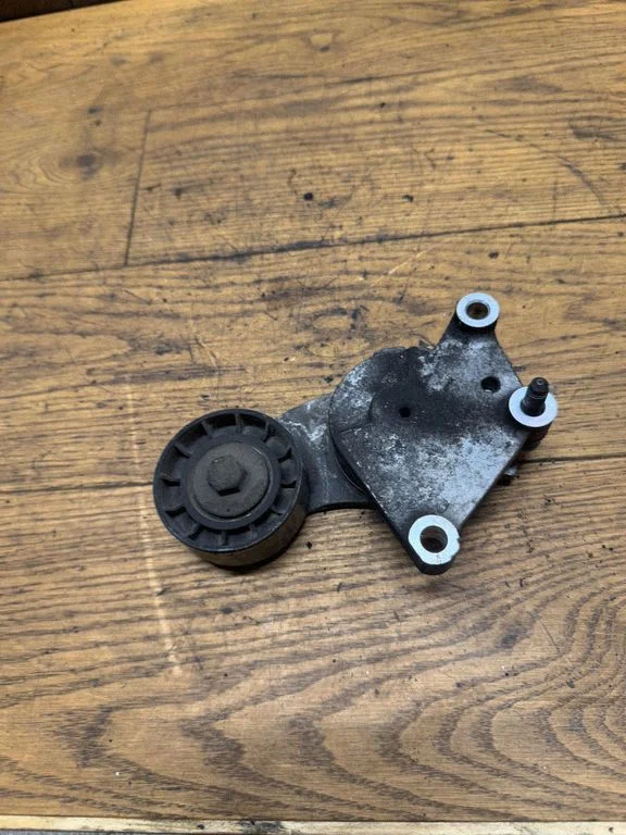 Generator/alternator belt tensioner 846143