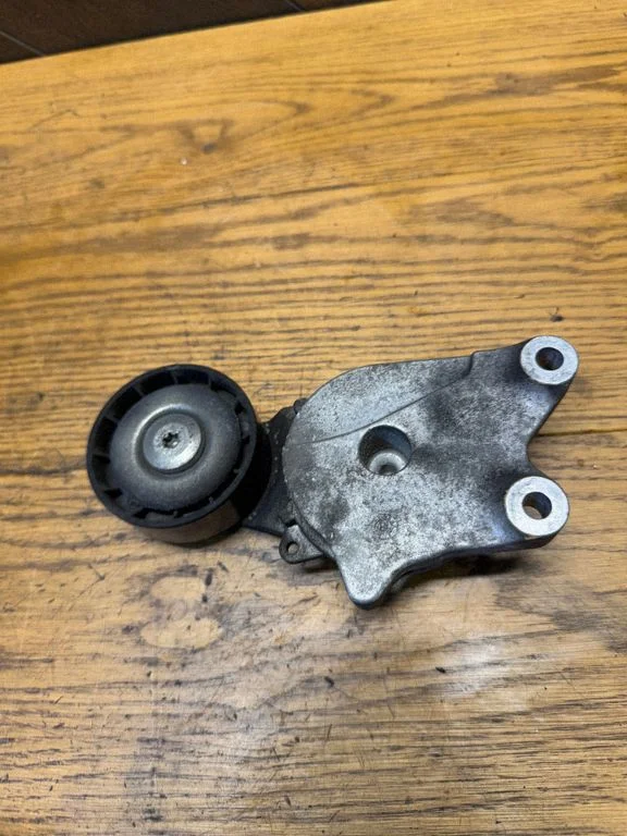 Generator/alternator belt tensioner – Ford Focus (2018-)