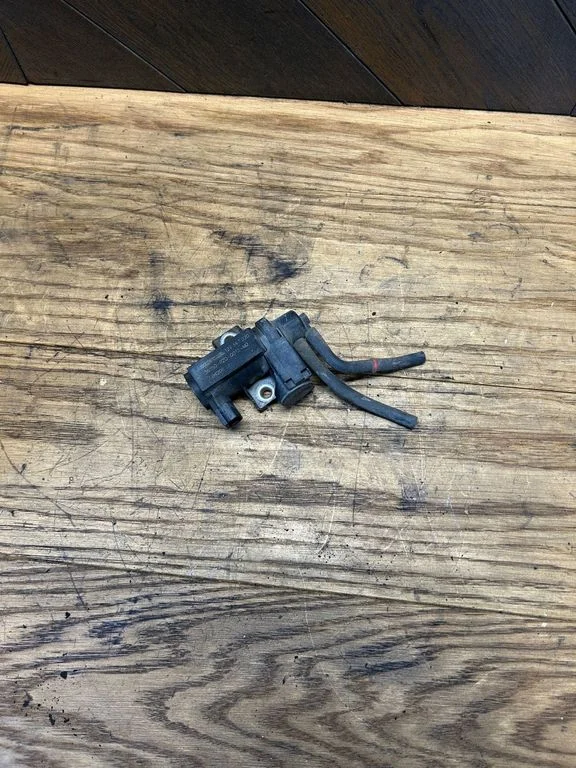 Zawór elektromagnetyczny turbo 36880RZ0G012M2