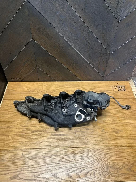 Intake manifold – Opel Vivaro (2014-2018)