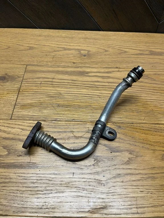 Turbo turbocharger oiling pipe/hose – Opel Vivaro (2014-2018)