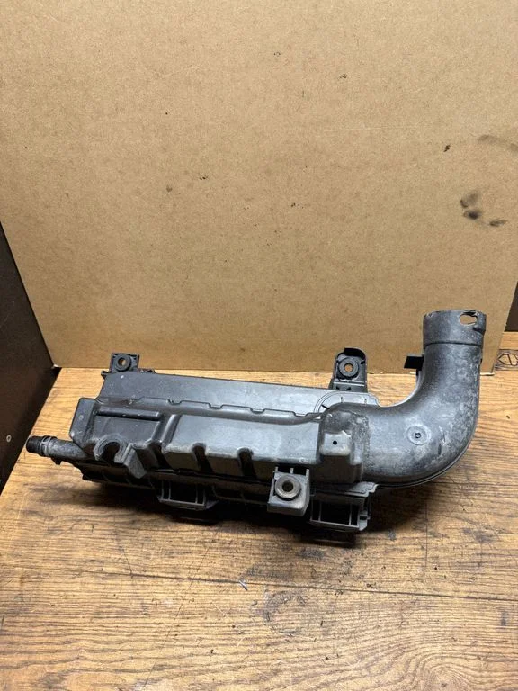 Air filter box – Peugeot 3008 II (2016-2023)