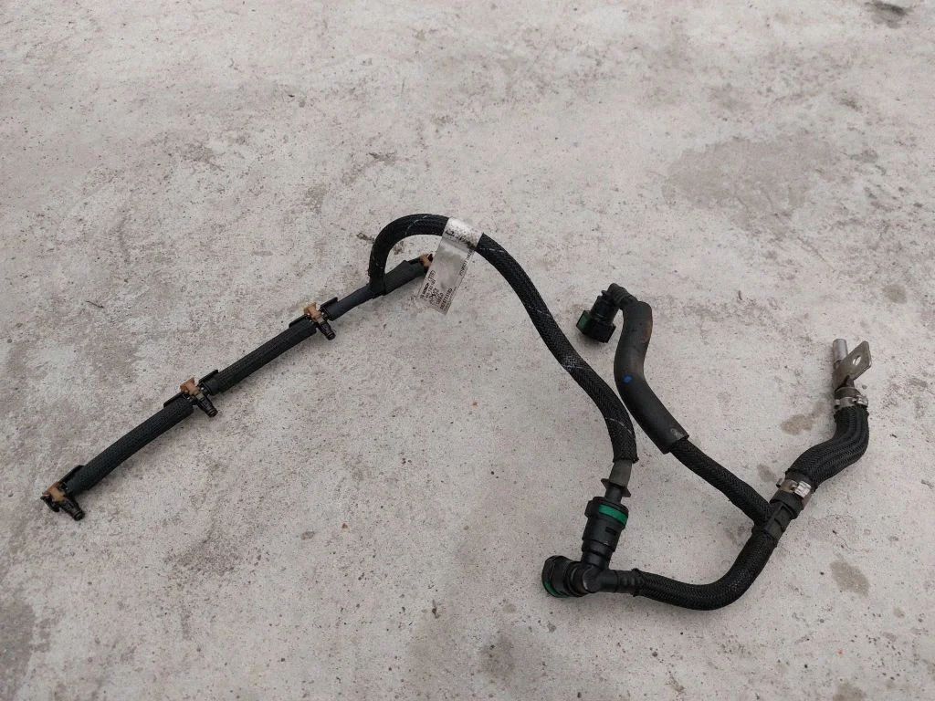 Fuel injector supply line/pipe – Peugeot 308 (2013-2021)