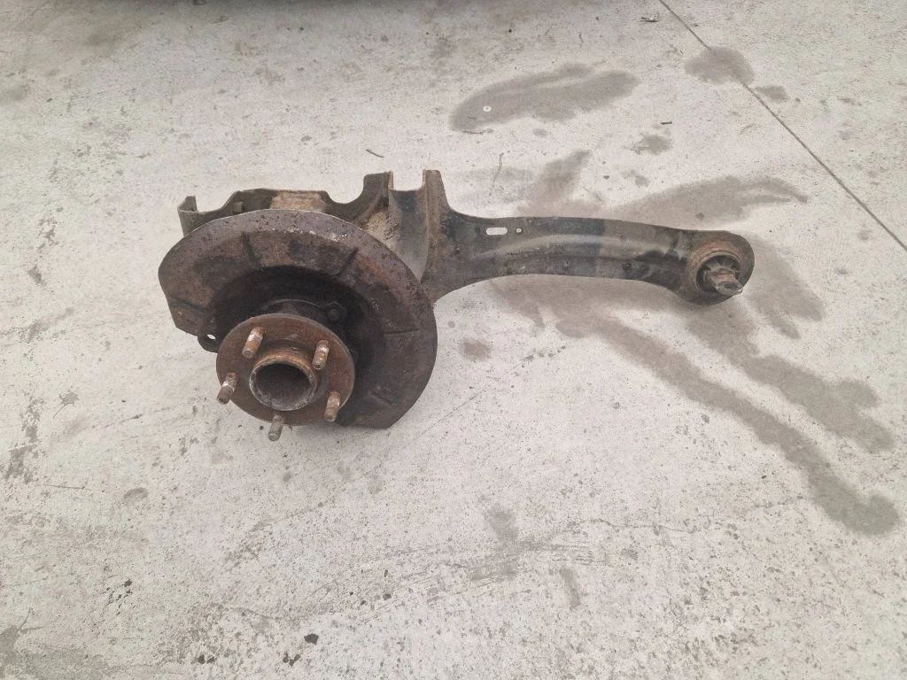 Aizmugurējā rumba BV615A969BF