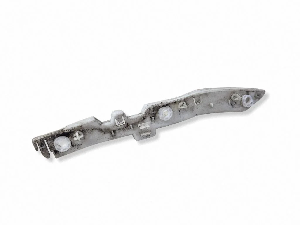 Priekšējā bampera turētājs 9821847480