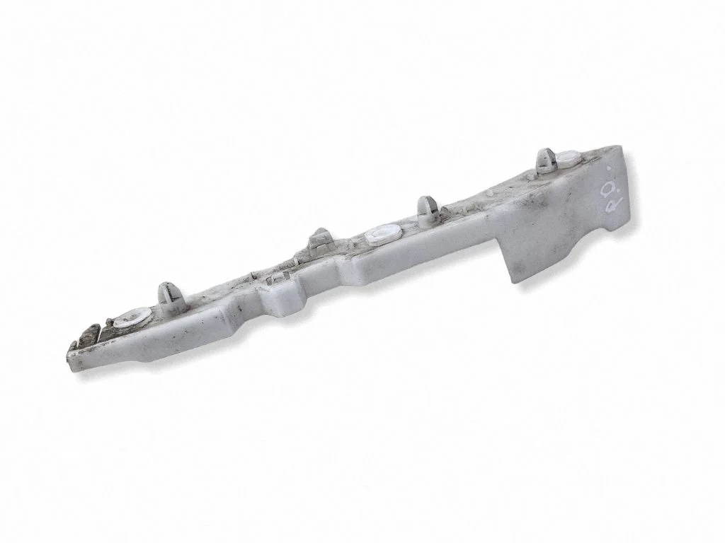 Priekšējā bampera turētājs 9821847180