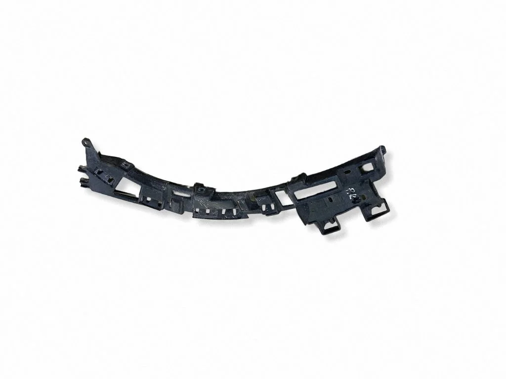 Priekšējā bampera turētājs 9816768880