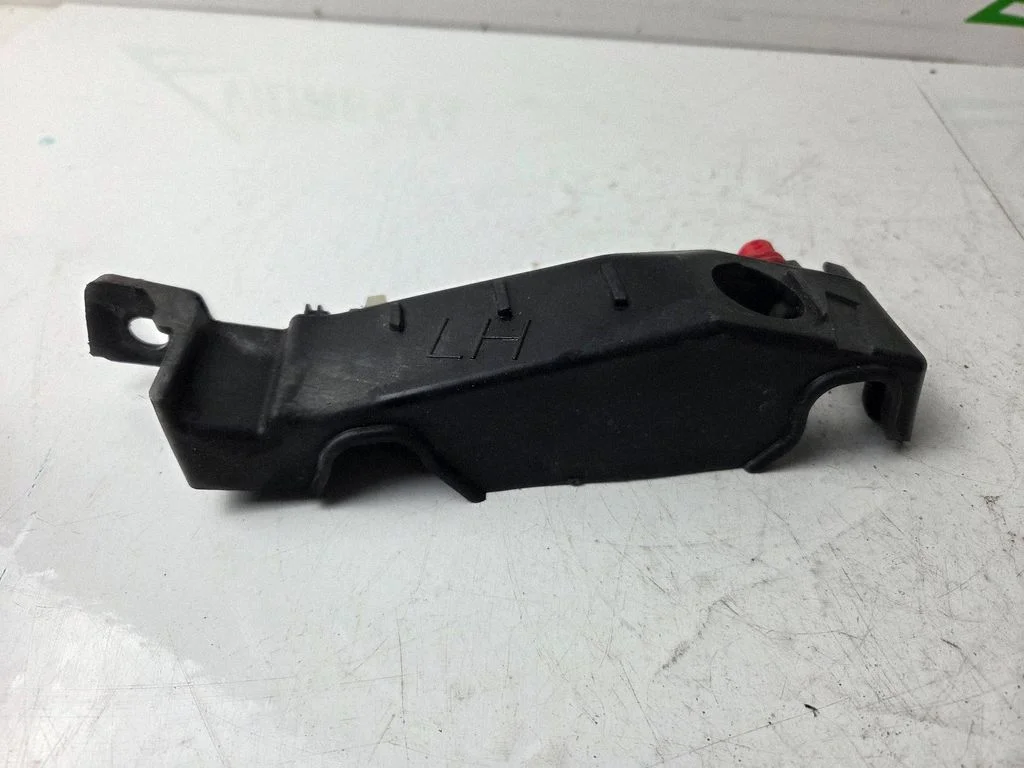Front bumper mounting bracket – Hyundai Ioniq (2016-)