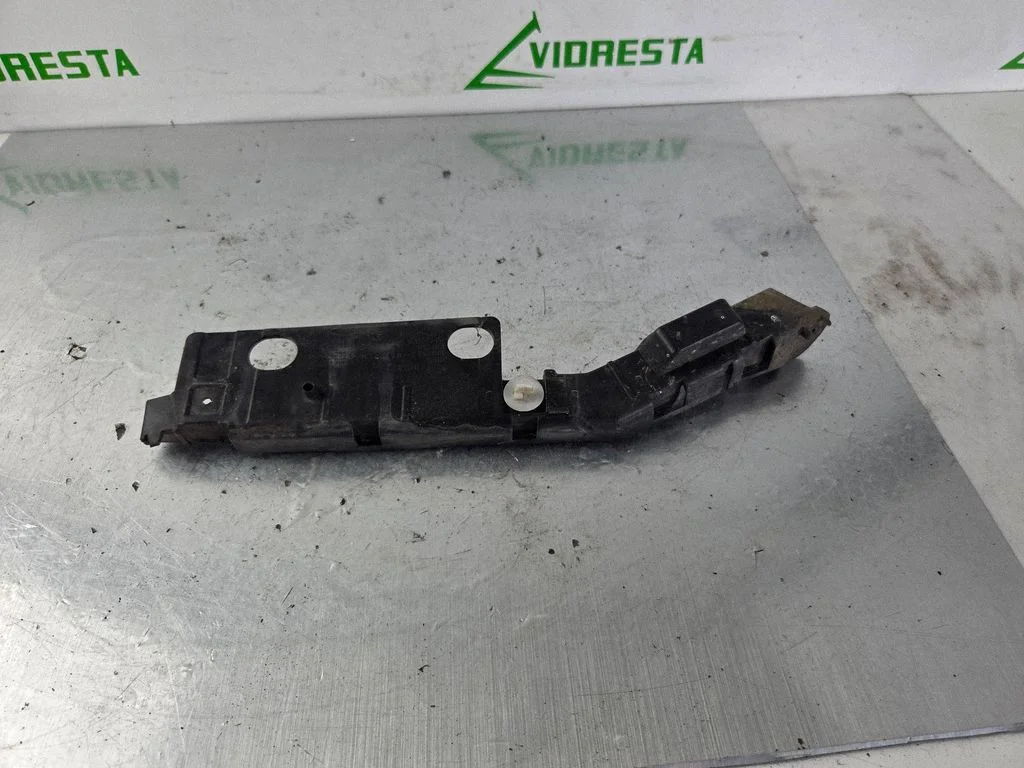 Front bumper mounting bracket – Opel Antara (2006-2016)