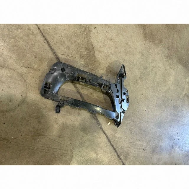 Esistange kinnitusklamber – Citroen C4 Grand Picasso (2013-2018)