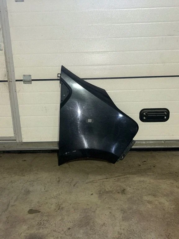 Fender – Opel Vivaro (2014-2018)