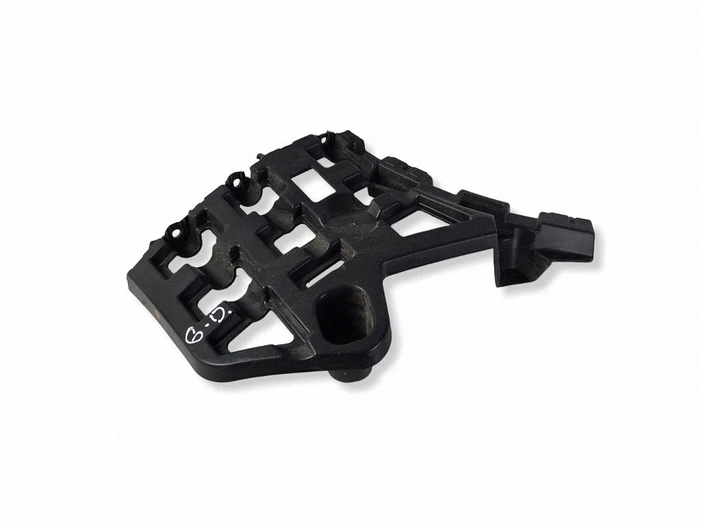 Rear bumper mounting bracket – Peugeot 2008 II (2019-)