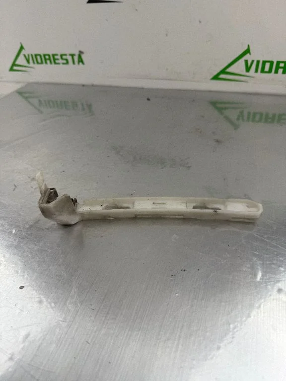 Rear bumper mounting bracket 9678082880