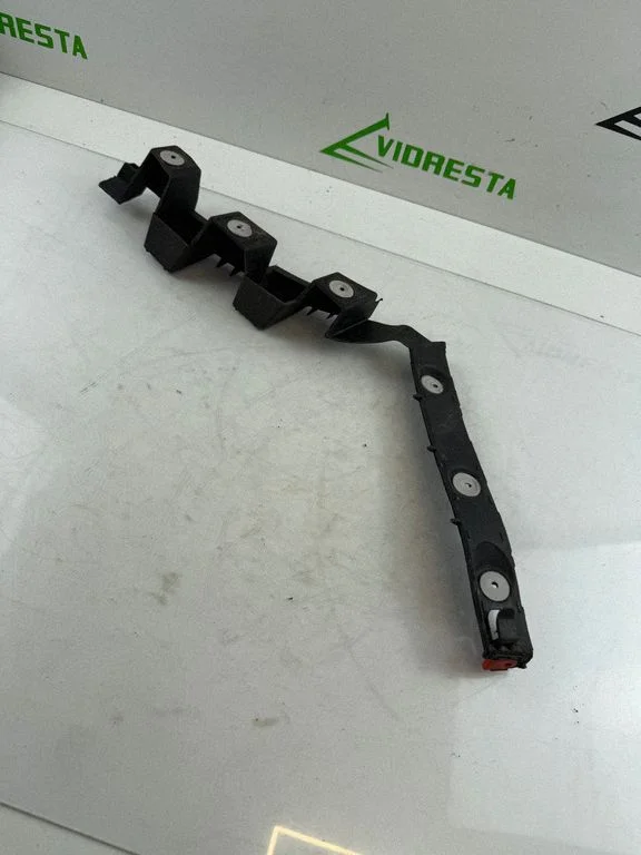 Aizmugurējā bufera turētājs 13179903