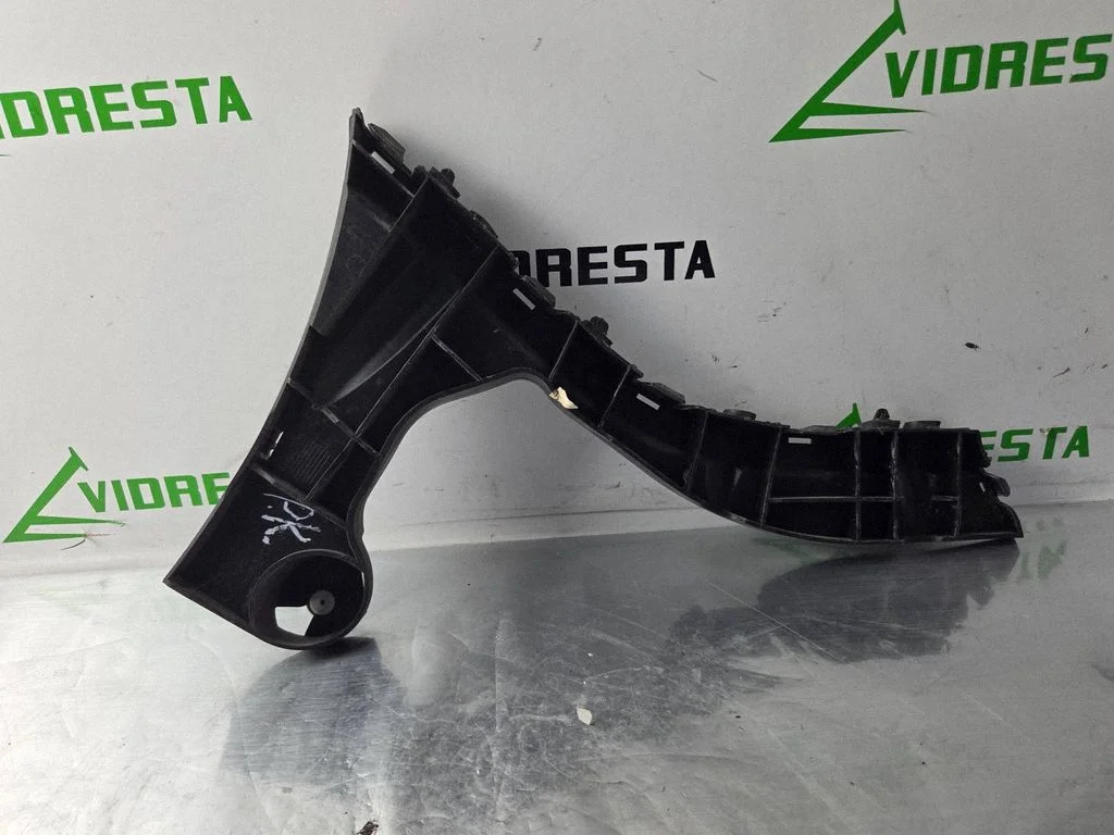 Tagumise kaitseraua kinnitusklamber – Volvo XC60 (2009-2013)