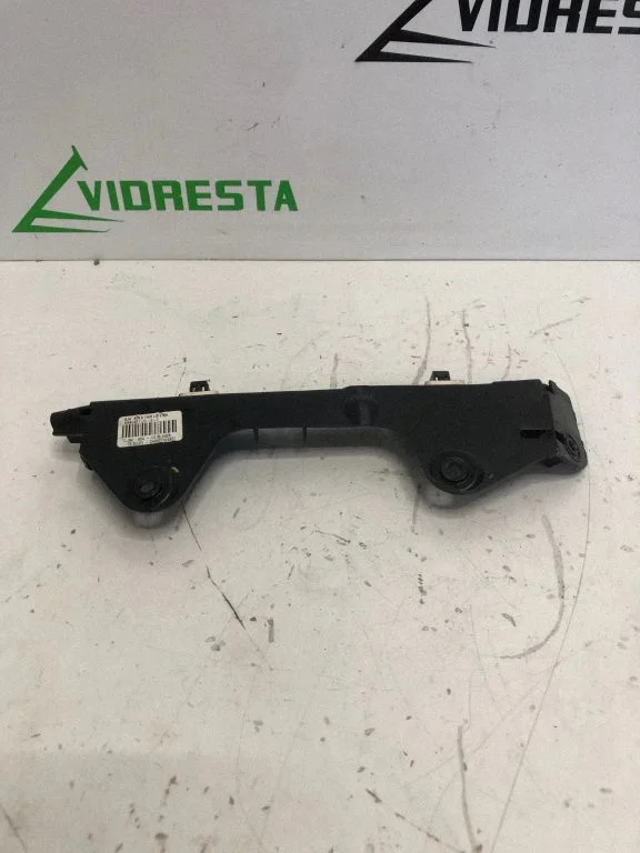 Tagumise kaitseraua kinnitusklamber – Renault Clio V (2019-2025)