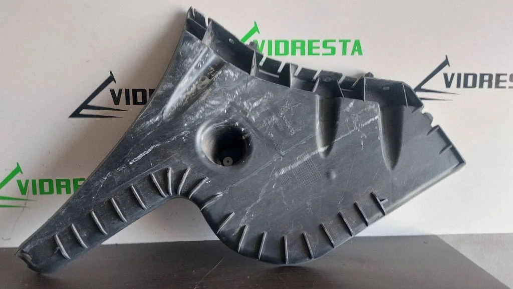 Rear bumper mounting bracket 31265281