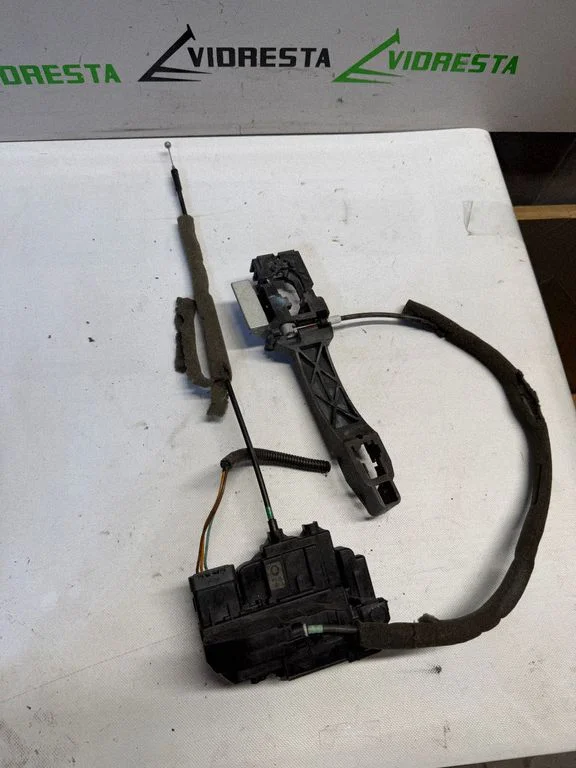 Ārējais atvēršanas rokturis – Nissan Qashqai (2010-2014)