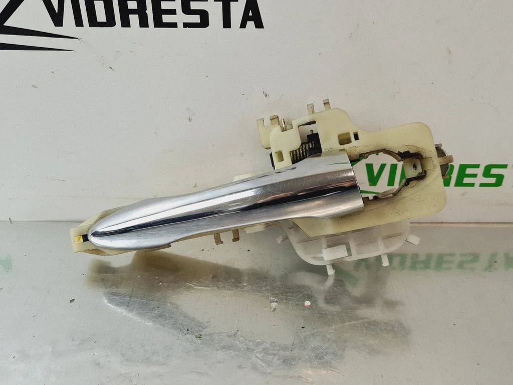 Front door exterior handle – KIA Sportage (2011-2016)
