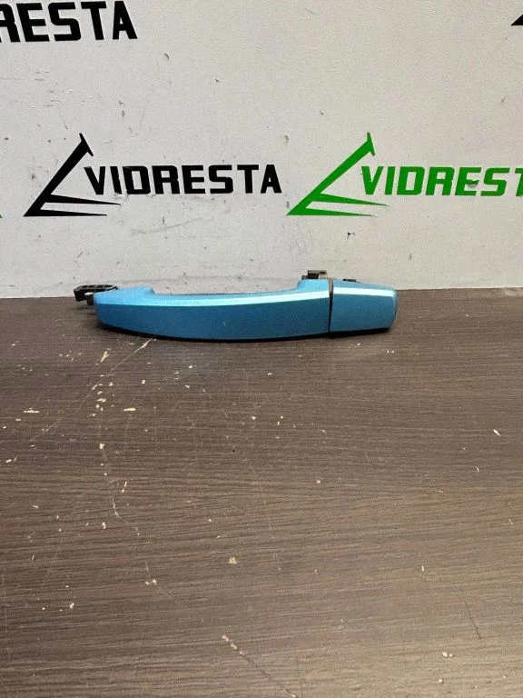 Esiukse välimine käepide 13500026