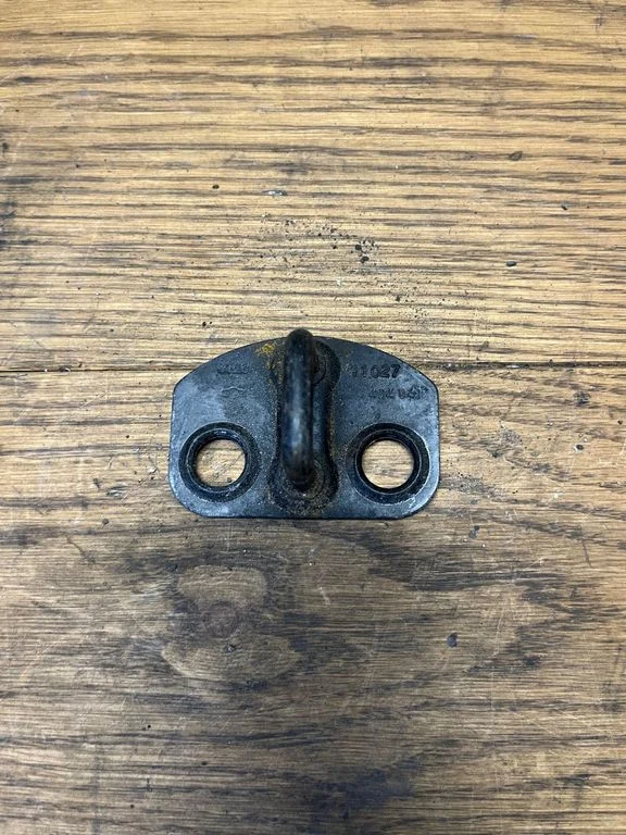 Loading door lock loop/hook striker 24424041