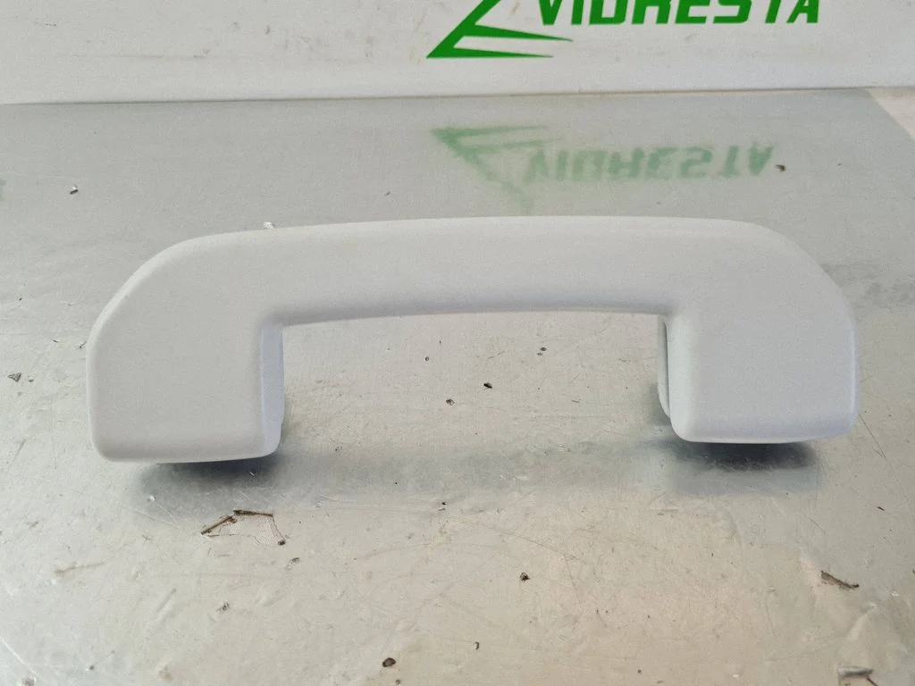 Eesmine lae käepide