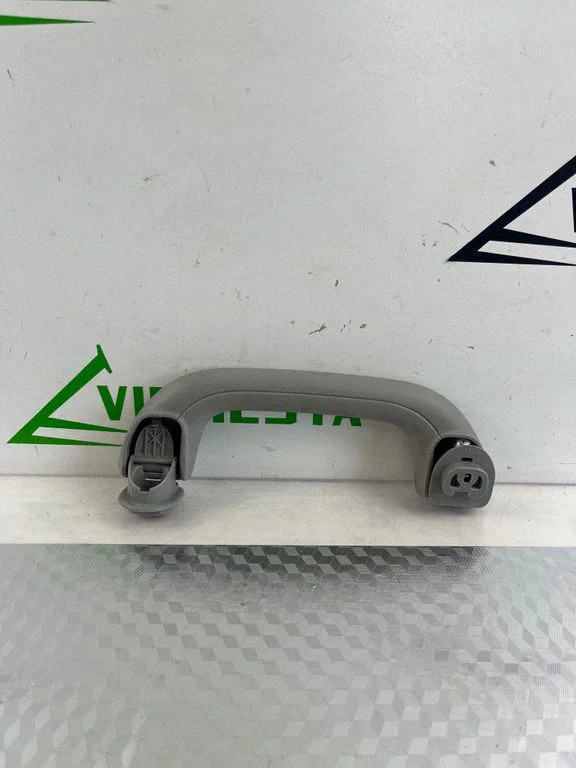 Front interior roof grab handle – KIA Sportage (2011-2016)