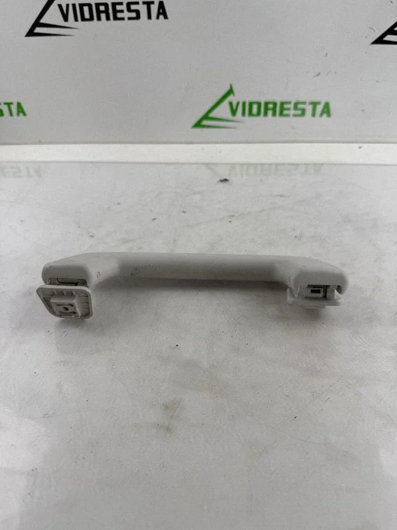 Front interior roof grab handle – Ford Focus (2018-)