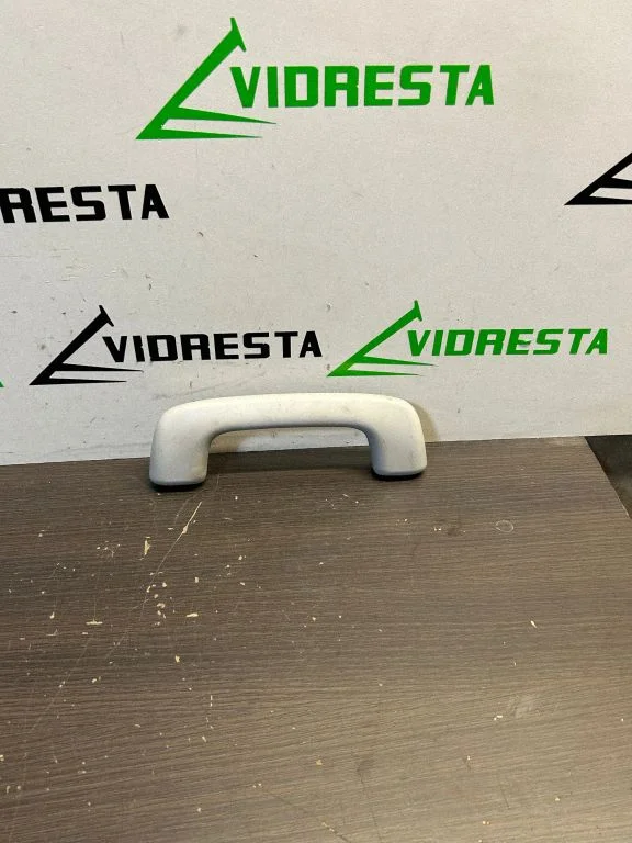 Eesmine lae käepide