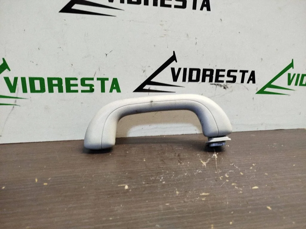 Front interior roof grab handle – KIA Sportage (2011-2016)