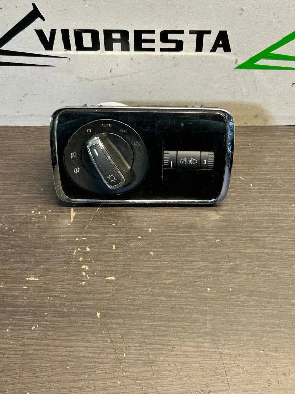 Light switch 3T0941431B