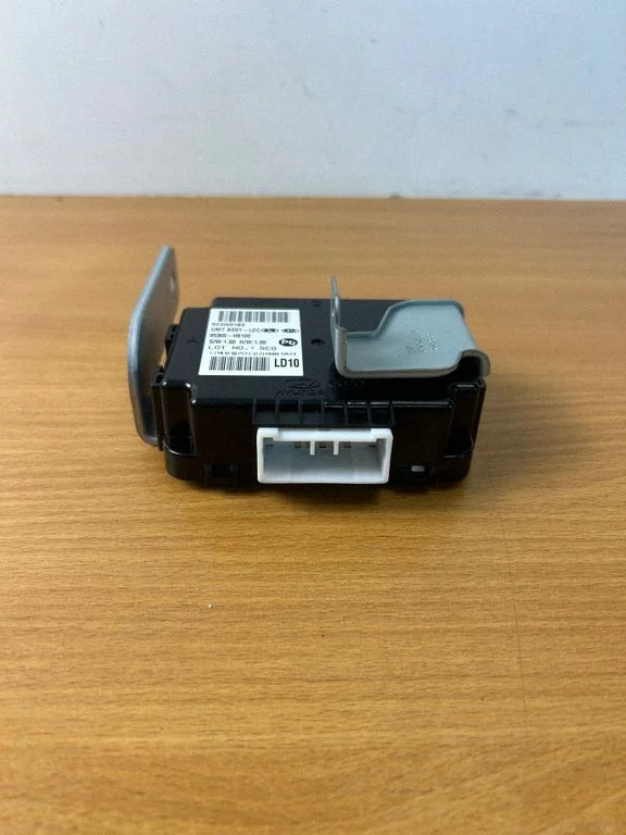 Citi vadības bloki/moduļi 95300H8100