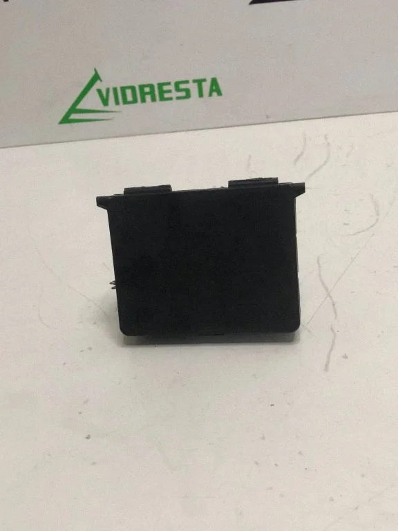 Pozostałe sterowniki i moduły 9832228080