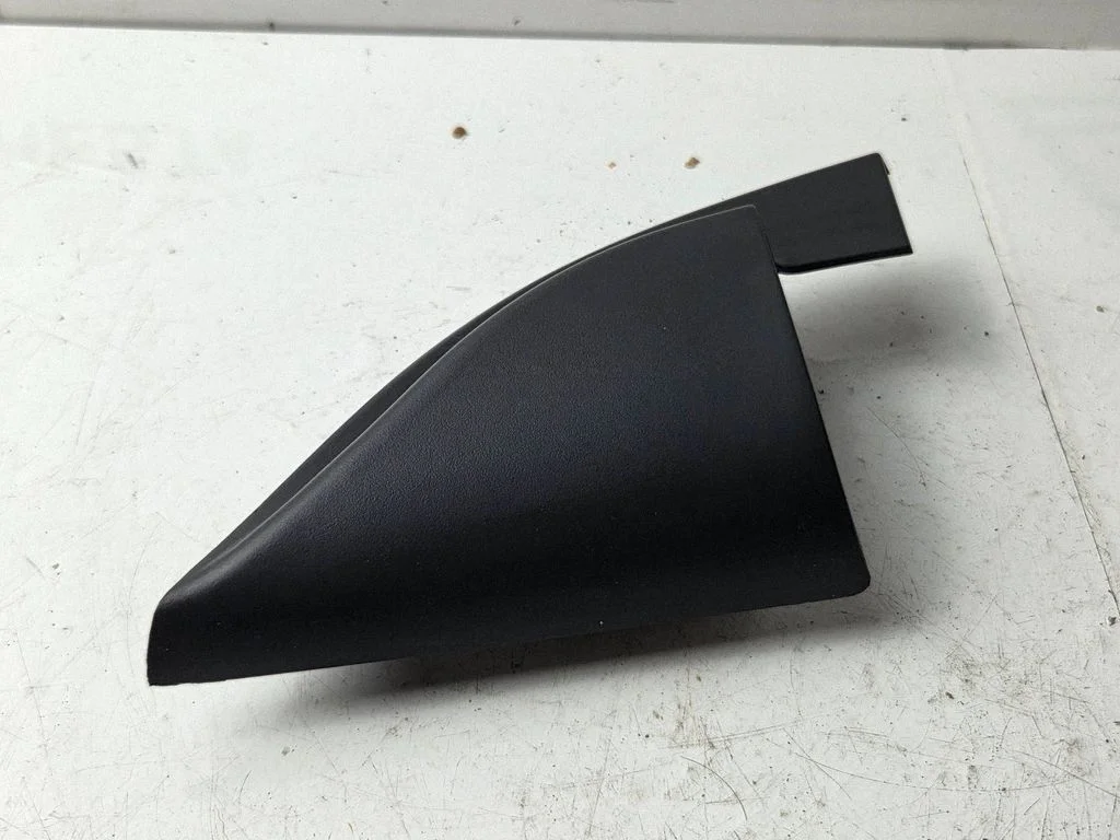 Välispeegli plastkate – vasak
