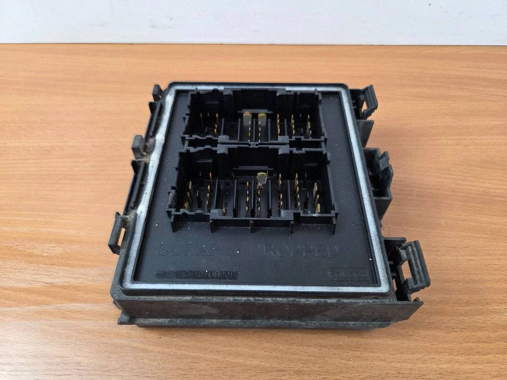 Fuse module JX6T14D068AD