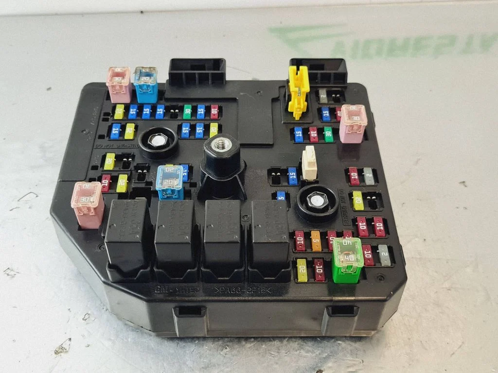 Drošinātāju bloks 95137841