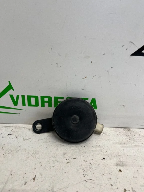 Horn signal – Honda CR-V (2013-2016)