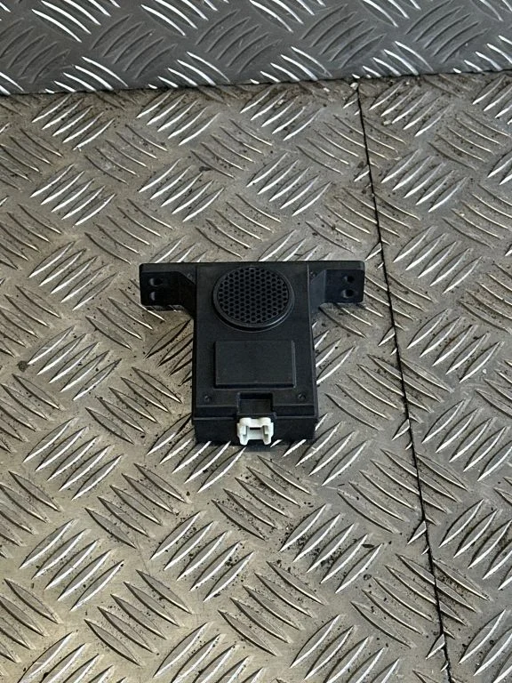 Horn signal 281523NA0A – Nissan Leaf I (ZE0) (2010-2017)
