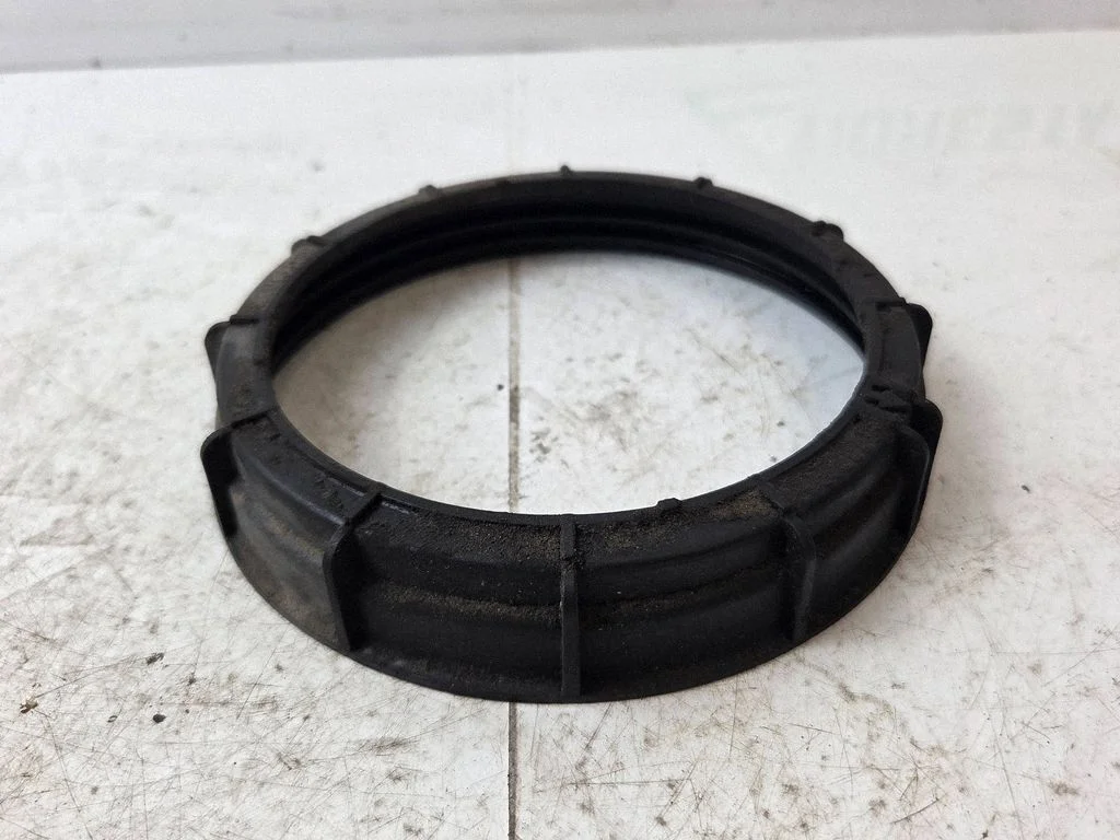 In tank fuel pump screw locking ring/nut 8200183136