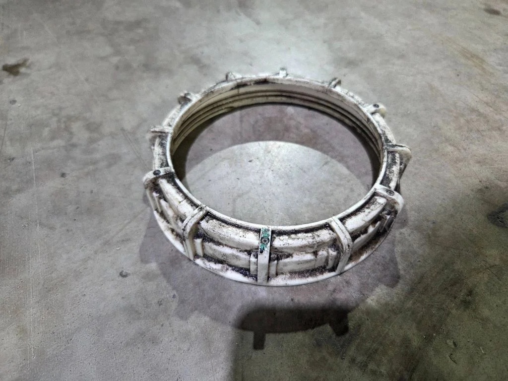 In tank fuel pump screw locking ring/nut