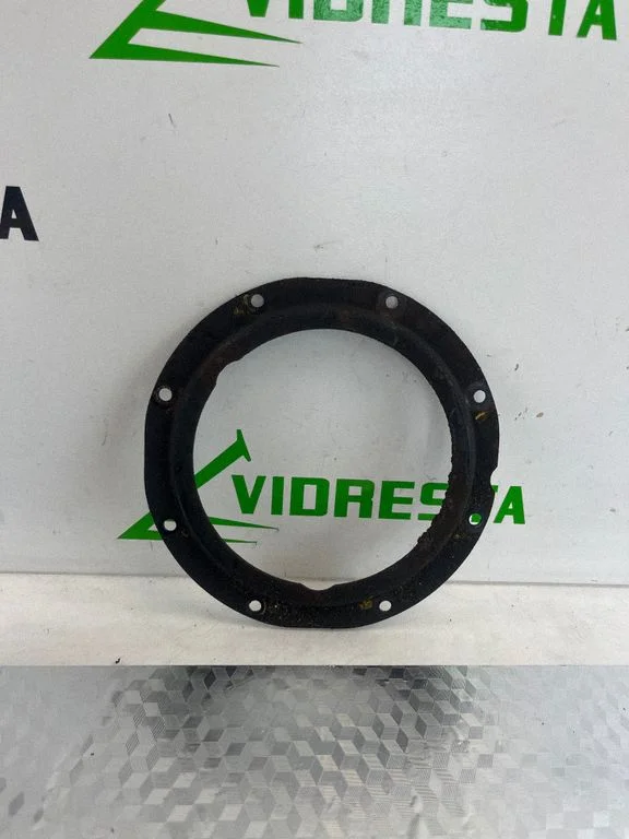 In tank fuel pump screw locking ring/nut