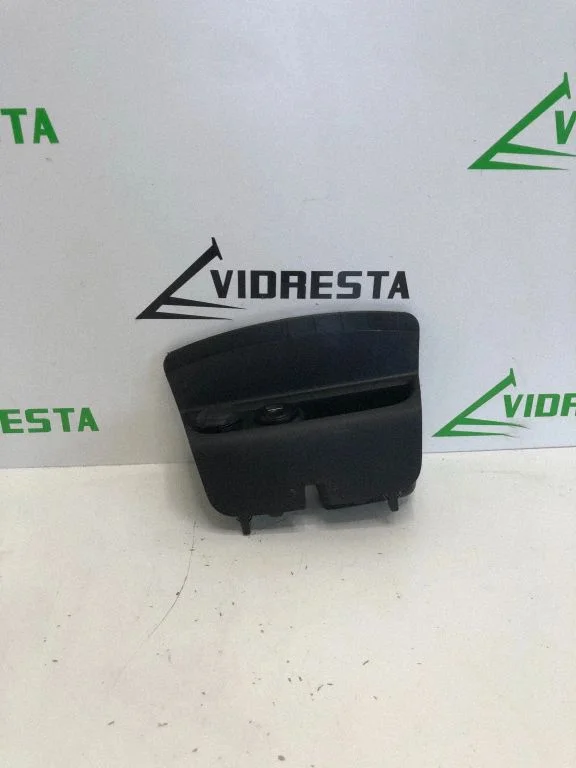 USB socket connector – Peugeot 2008 I (2013-2019)